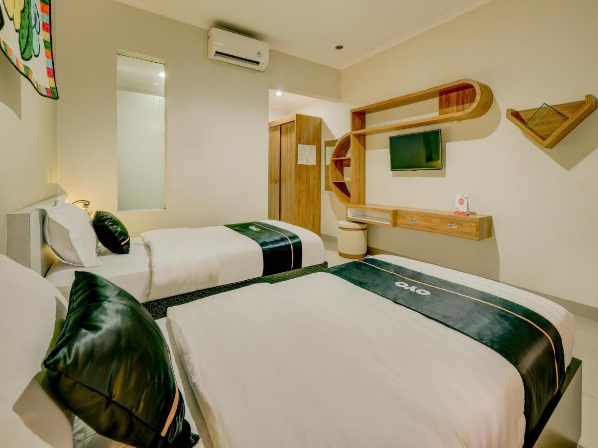 Hotel Collection O 3945 Bale Tardian Syariah Melati Exterior foto