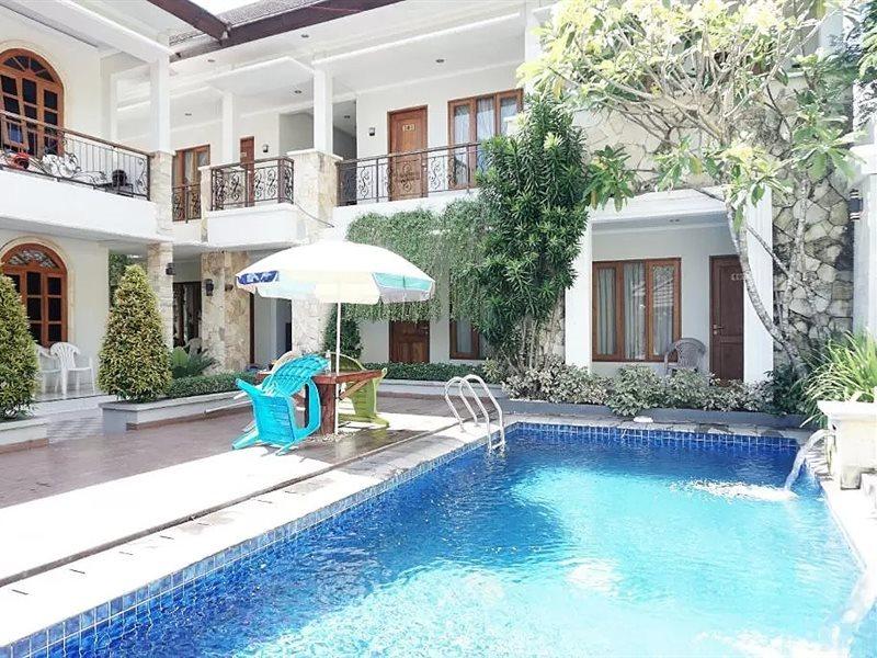 Hotel Collection O 3945 Bale Tardian Syariah Melati Exterior foto